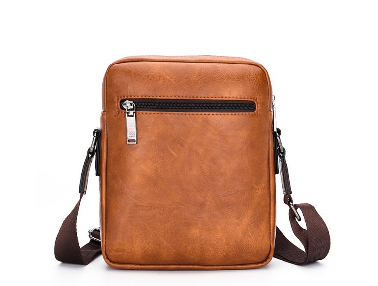 JEEP BULUO Leather Messenger Bag For Men - Crossbody bag (Large ...