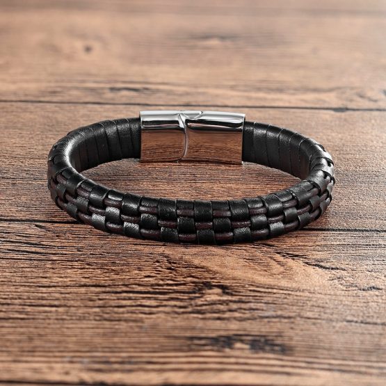 Quatar Handmade Genuine Leather Bracelet With Stainless Steel Magnetic Buckle